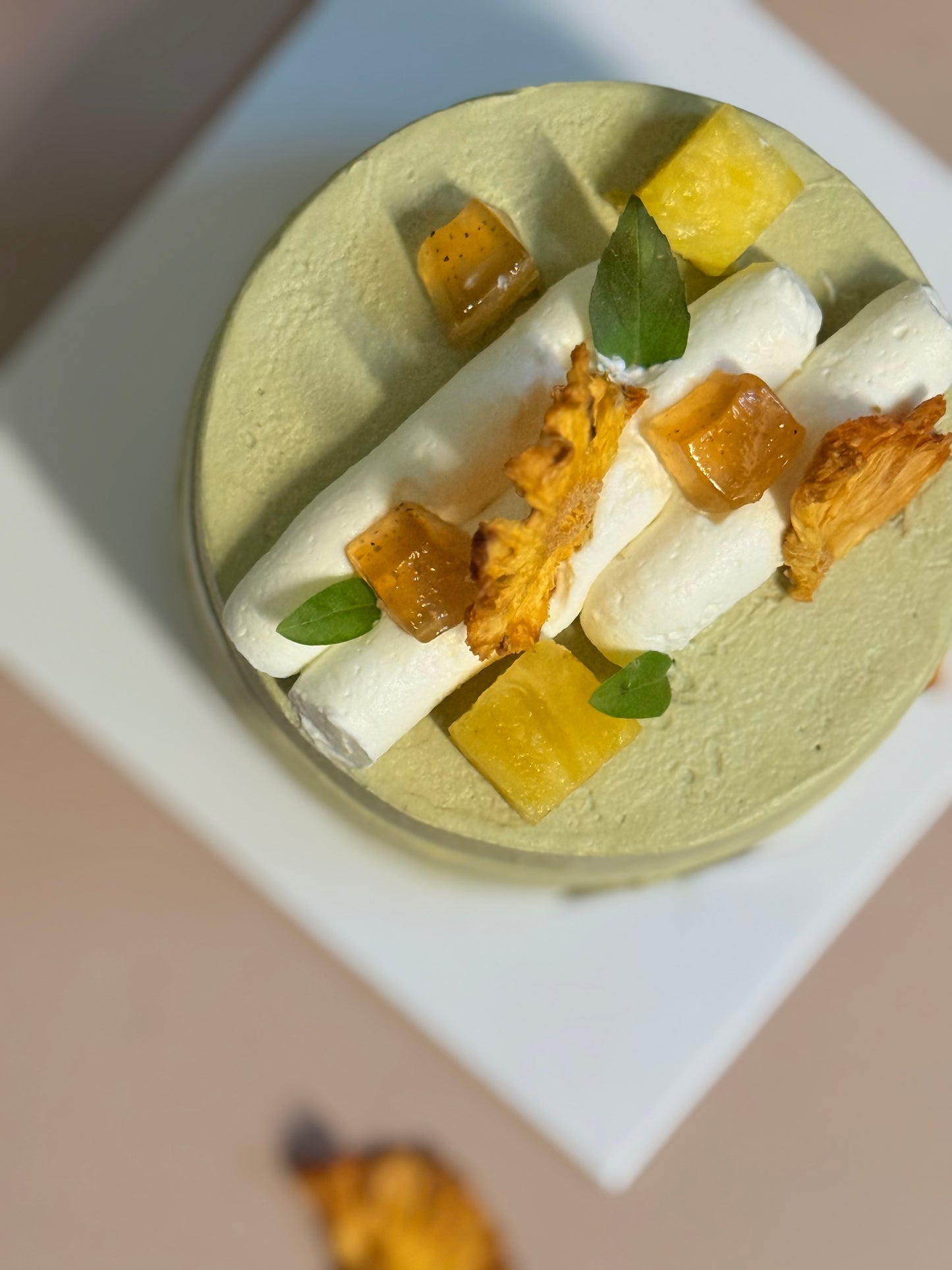 Pineapple Four Seasons Spring ๐